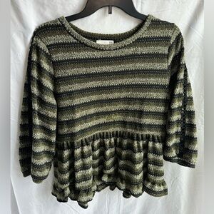RO+DE Green & Black Peplum Sweater Long Sleeve w/ Lace details on Sleeves Size M